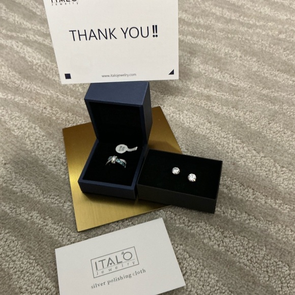 Italo Jewelry Offers the best quality! Silver Ring and Earring Set - Picture 8 of 10